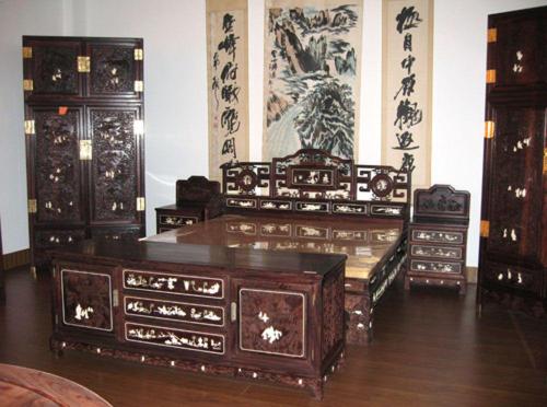 紫檀古董家具进口清关如何解决?